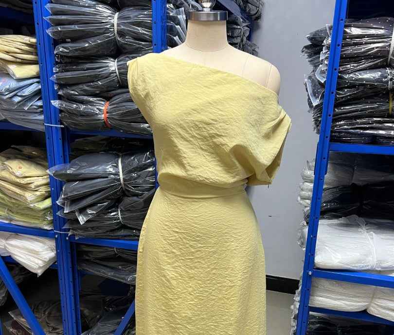 Solid-color Waist-cinching Casual Dress For Women