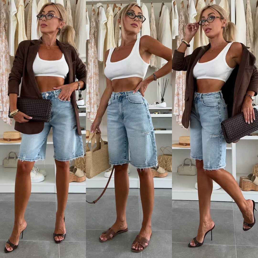 Mid-Rise Washed Denim Shorts – Relaxed Street Style