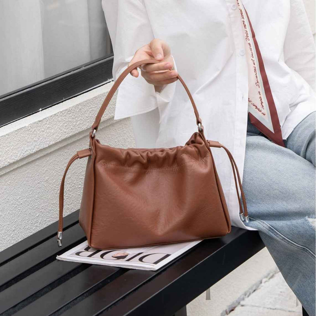Handbag Versatile And Trendy Can Be Worn As A Shoulder Bag Or Crossbody