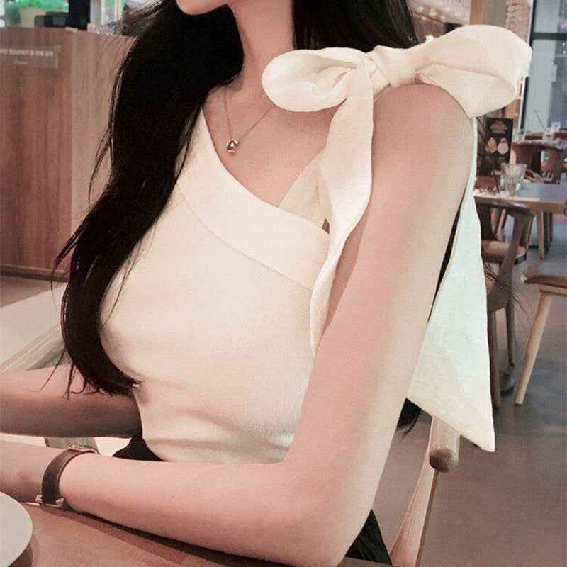 Women's Lace-Up Waist-Cinching Knit Top – Three-Quarter Sleeve Pullover