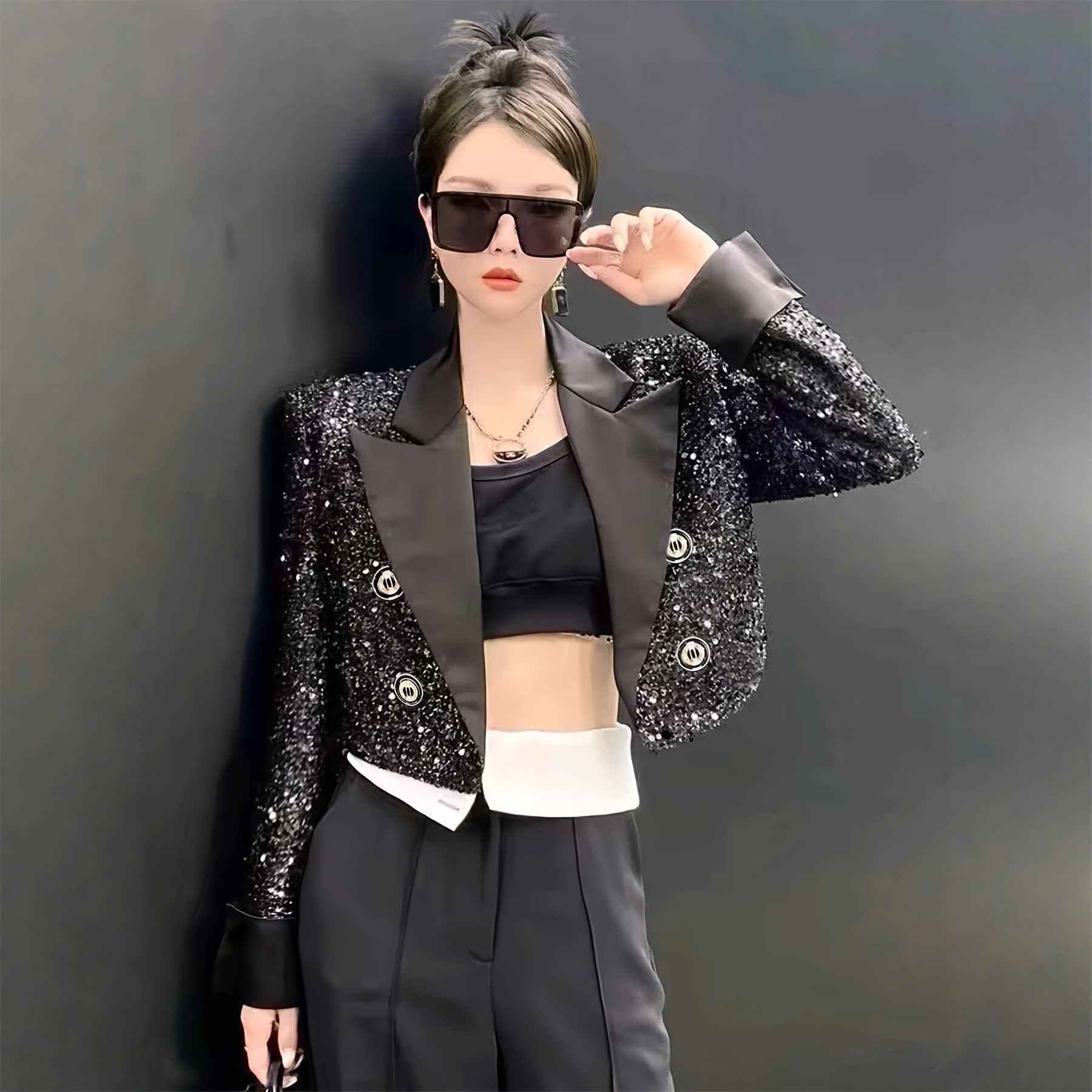 Cropped Chanel-style Blazer With A Sequined Cardigan And Long Sleeves
