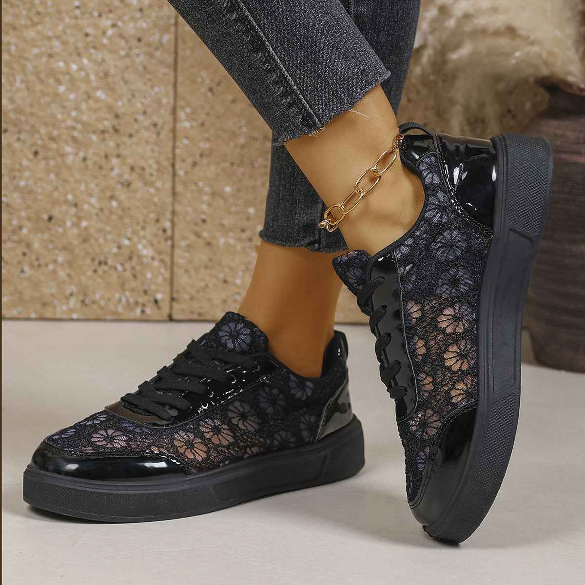 Breathable Mesh Lace-Up Sneakers — Thick Sole, Height-Boosting