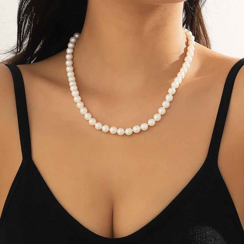 Chic Clavicle Necklace With A High-end Design And A Touch Of Affordable Luxuryperfect As A Sweater Chain