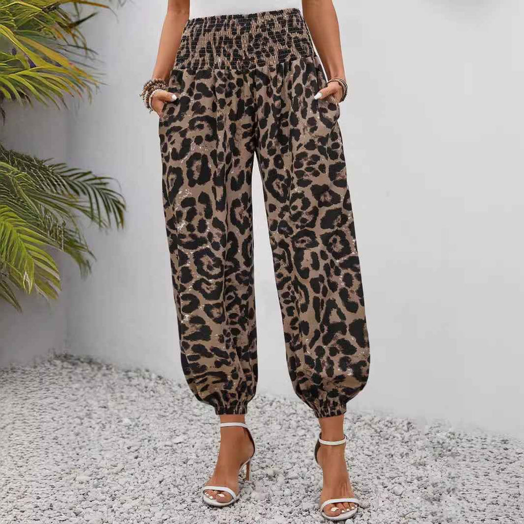 Leopard Print Cropped Jogger Pants – High-Waist Capri with Pockets