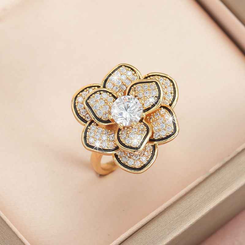 Fashion Light Luxury Flower Ring For Women