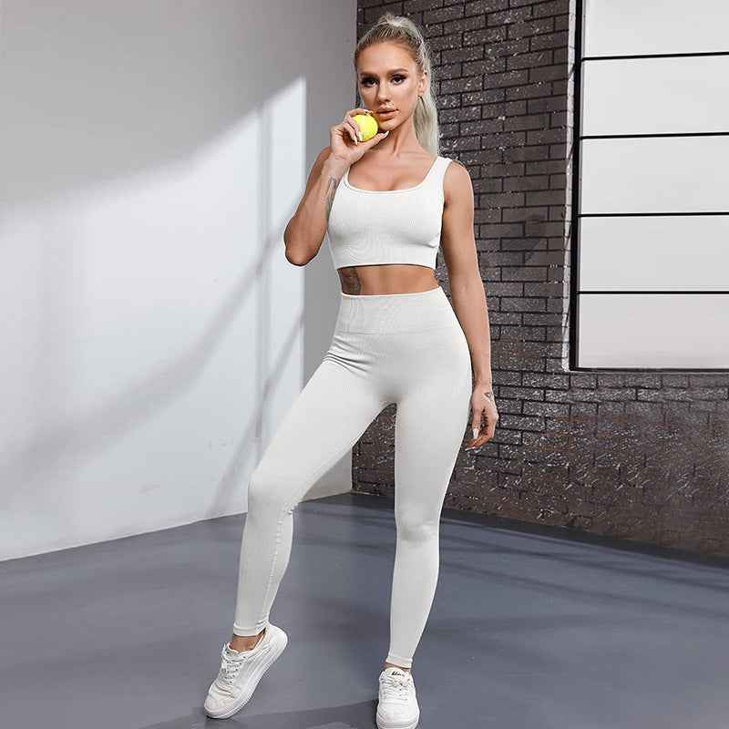 Seamless Yoga Training Threaded High-Elastic Fabric Outdoor Running Fitness Set For Women
