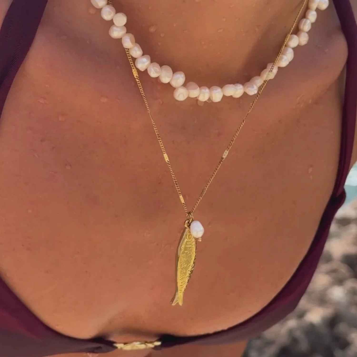 Gold Pearl Fish Necklace – 18K Gold Plated Stainless Steel