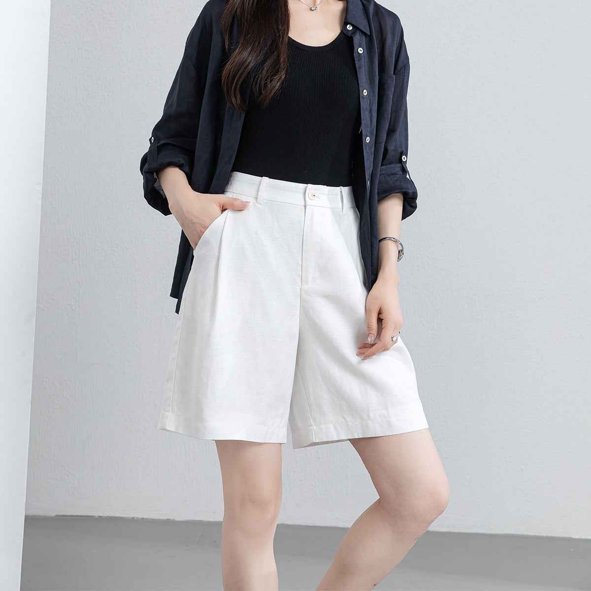 Women's High-Waist Tencel Straight-Leg Cropped Shorts — 2 Colours, W26–W32