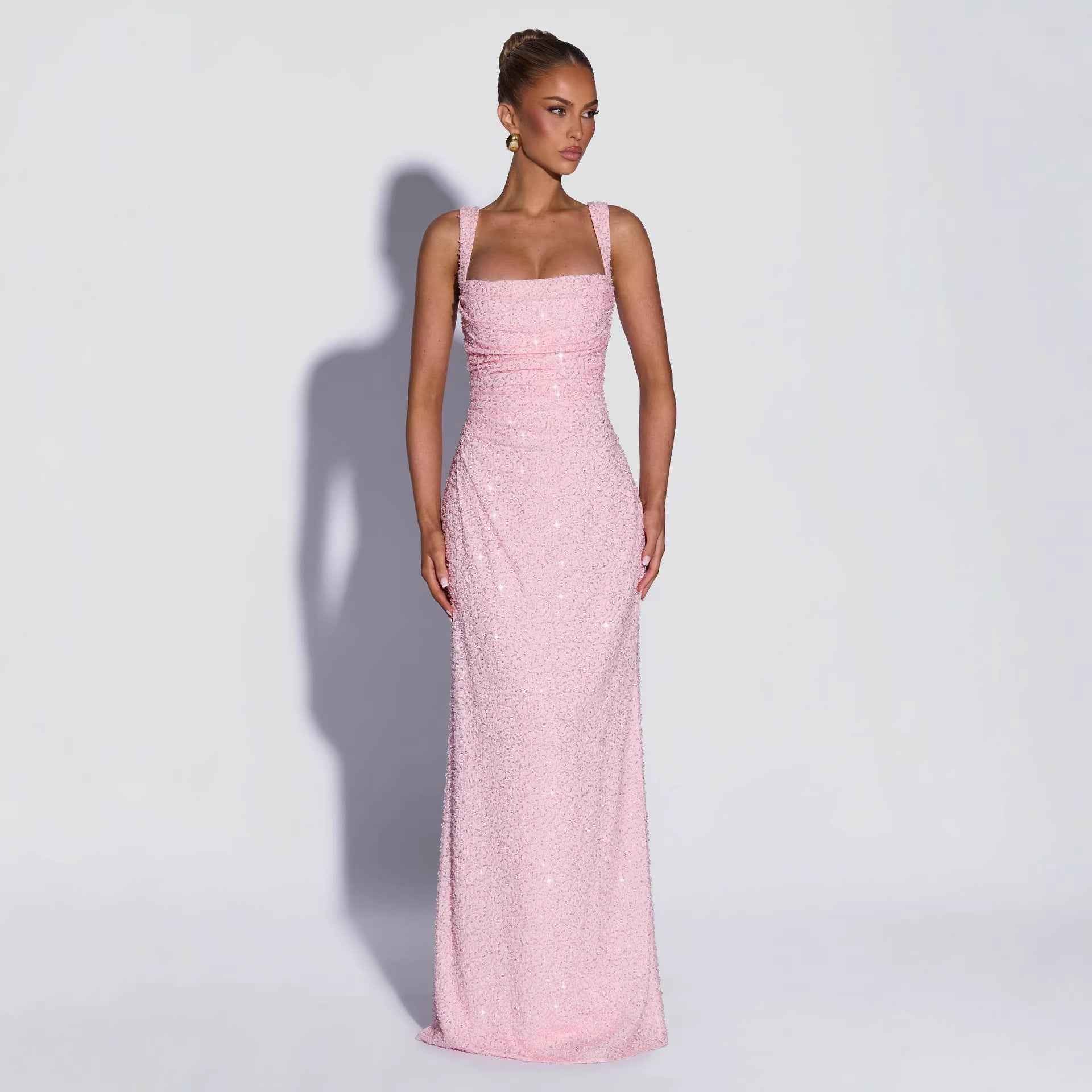 Sequined Solid-color Strapless Sleeveless Slip Dress With A Slit And A Fitted Waist