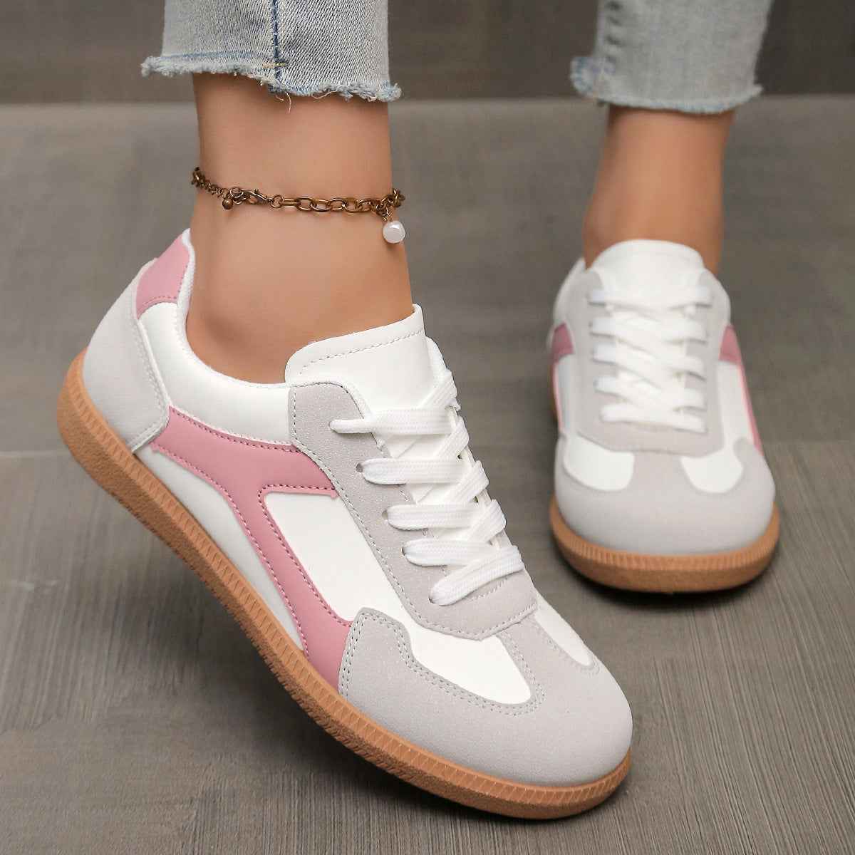 Colour-Block Lace-Up Lightweight Sneakers