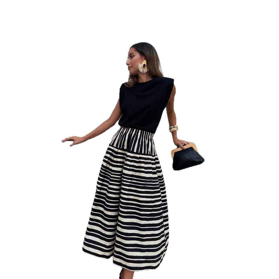 Women's Striped Pleated A-Line Midi Skirt