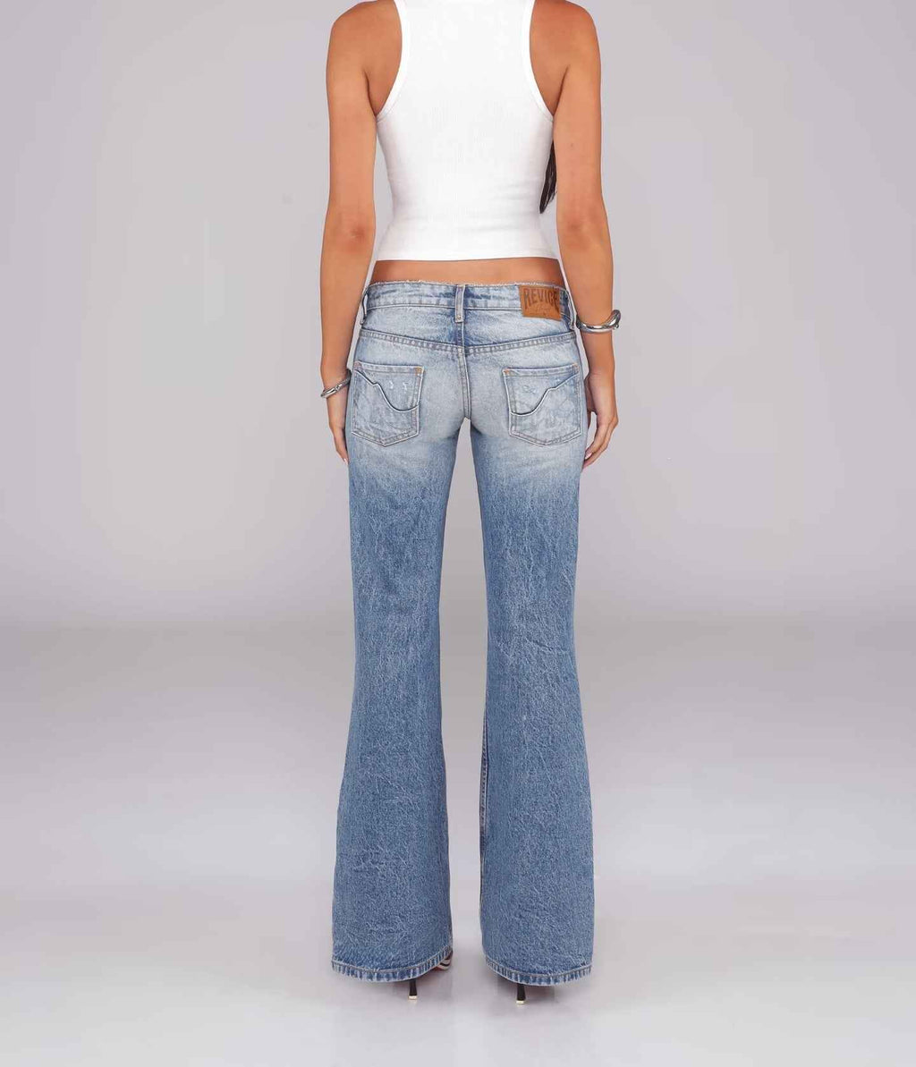 Low-Rise Straight-Leg Denim Jeans – Washed Blue Street Style