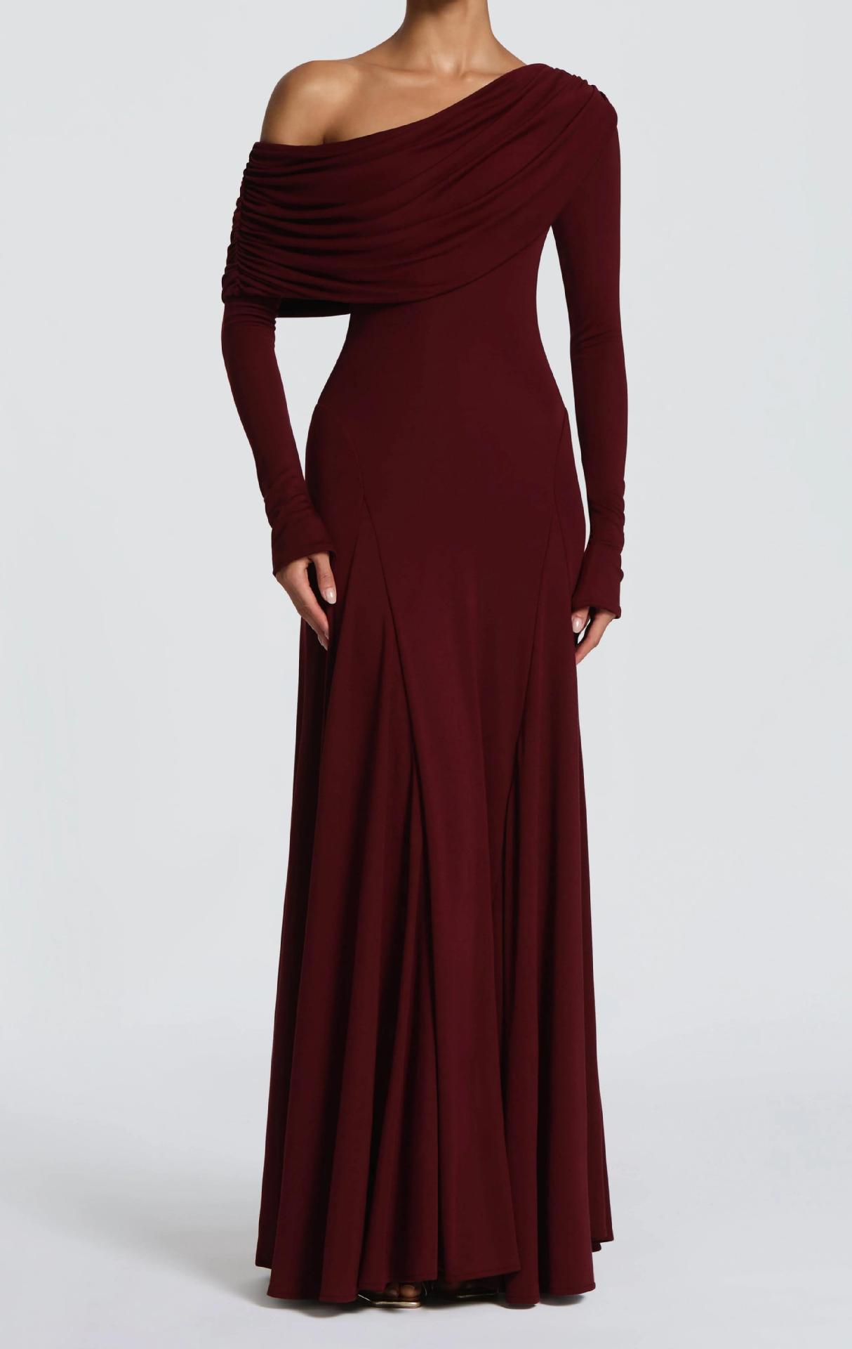 Off-Shoulder Flared Hem Slim-Fit Maxi Dress — Party & Events