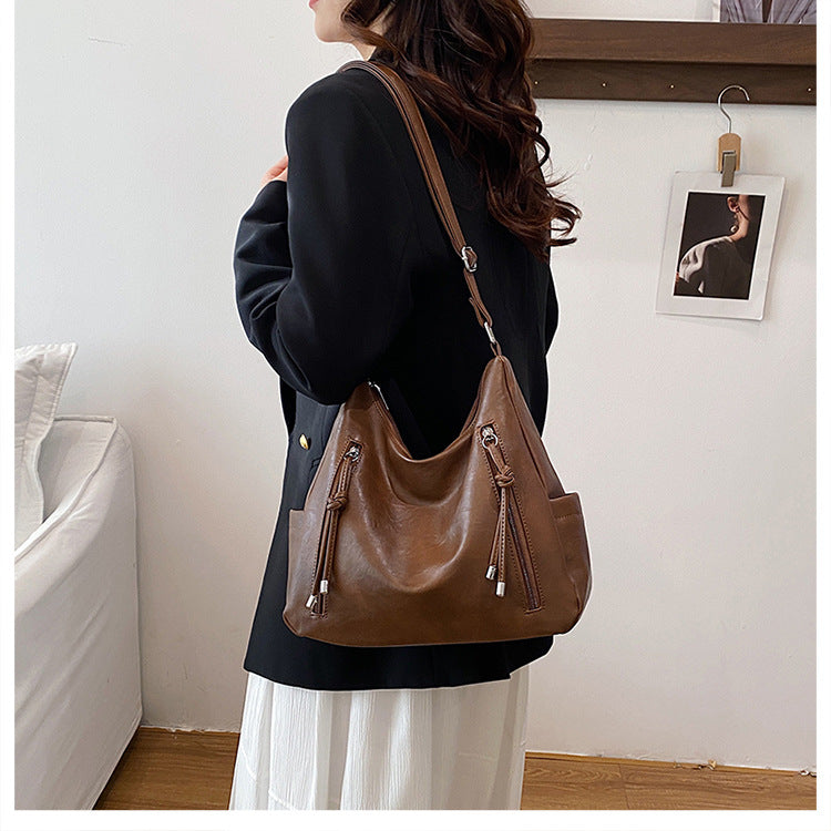 Large-Capacity PU Leather Shoulder Bag with Zipper Pocket