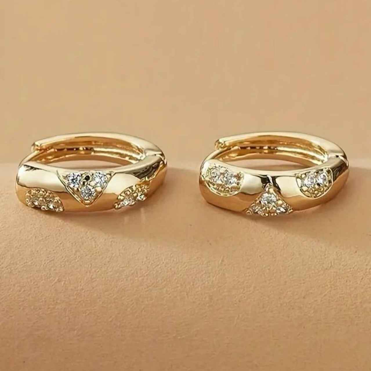Micro Paved Cubic Zirconia Earrings Women Vintage Retro Earrings Fashion Versatile Popular Jewelry