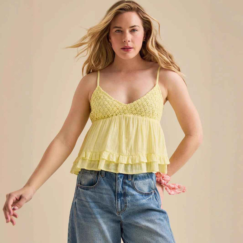 Women's Lace Panel Cami Top — Spaghetti Strap Cropped V-Neck