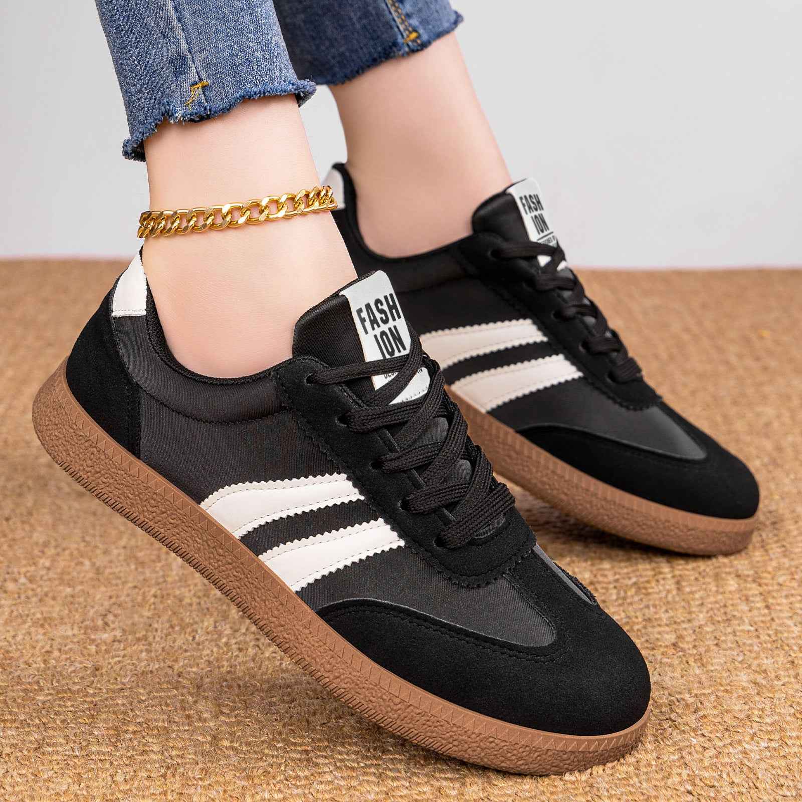 Color-Block Low-Cut Casual Sneakers – All-Season