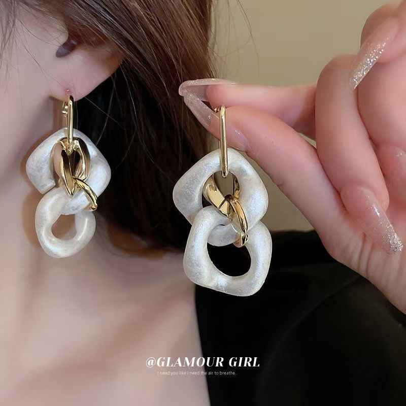 Geometric Chain Hoop Earrings – Luxury Versatile Women’s Jewelry