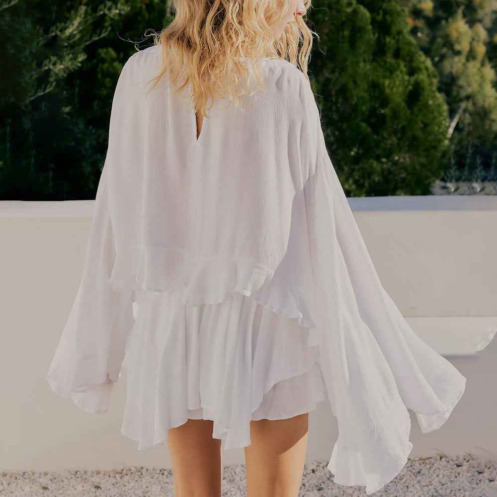 Relaxed-Fit Vacation Two-Piece Set — Long-Sleeve Top & Cropped Shorts