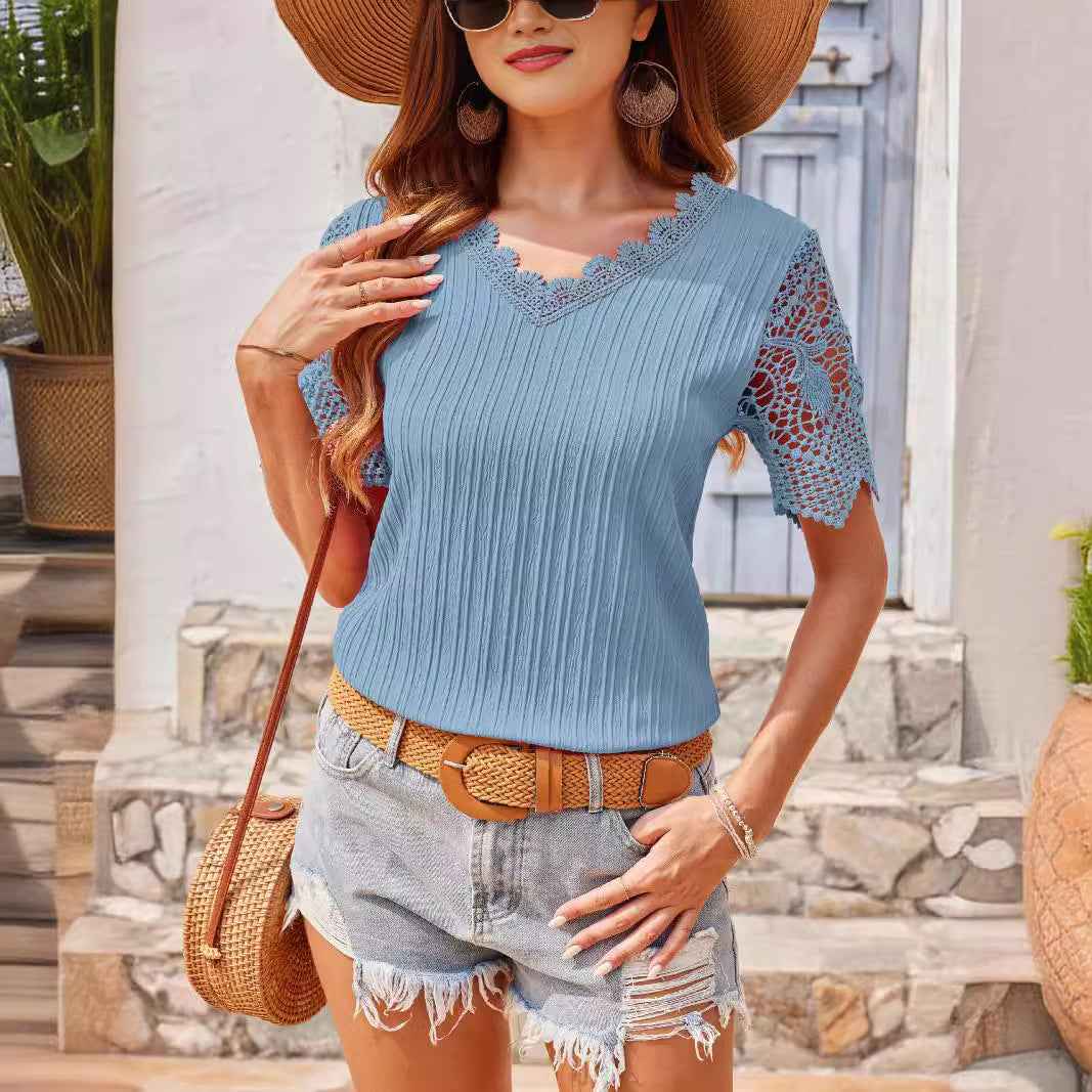 Women's Contrast Colour Lace-Trim V-Neck Pullover Top