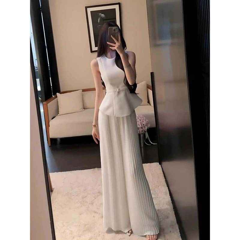 Pleated Vest & Wide-Leg Trousers Set — White
