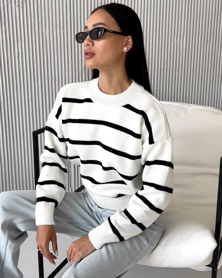 Loose-Fit Striped Long-Sleeve Pullover Top