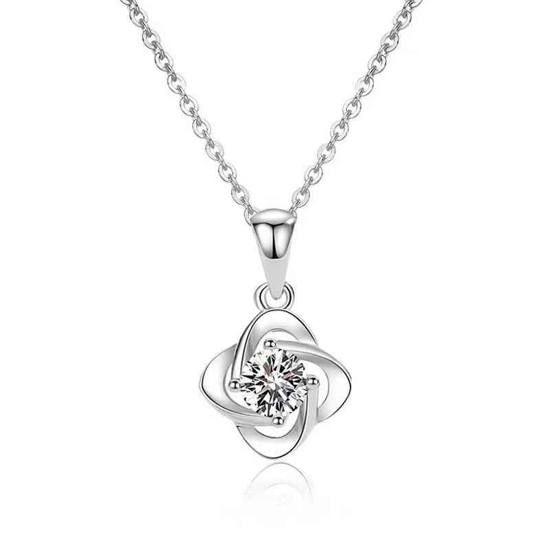 Light-luxury High-end Clavicle Necklace With Pendant