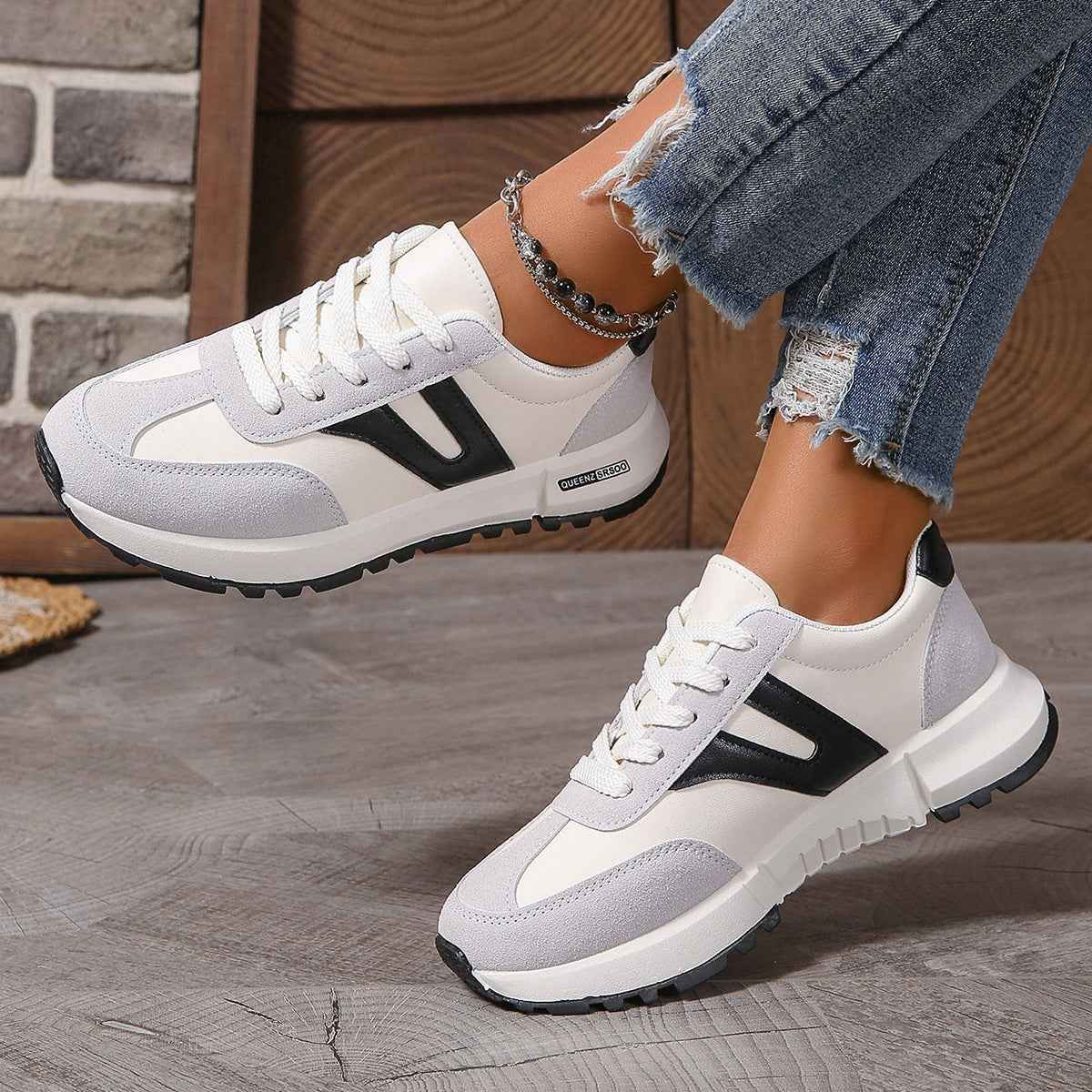 Mesh Breathable Running Sneakers With A Flat Sole