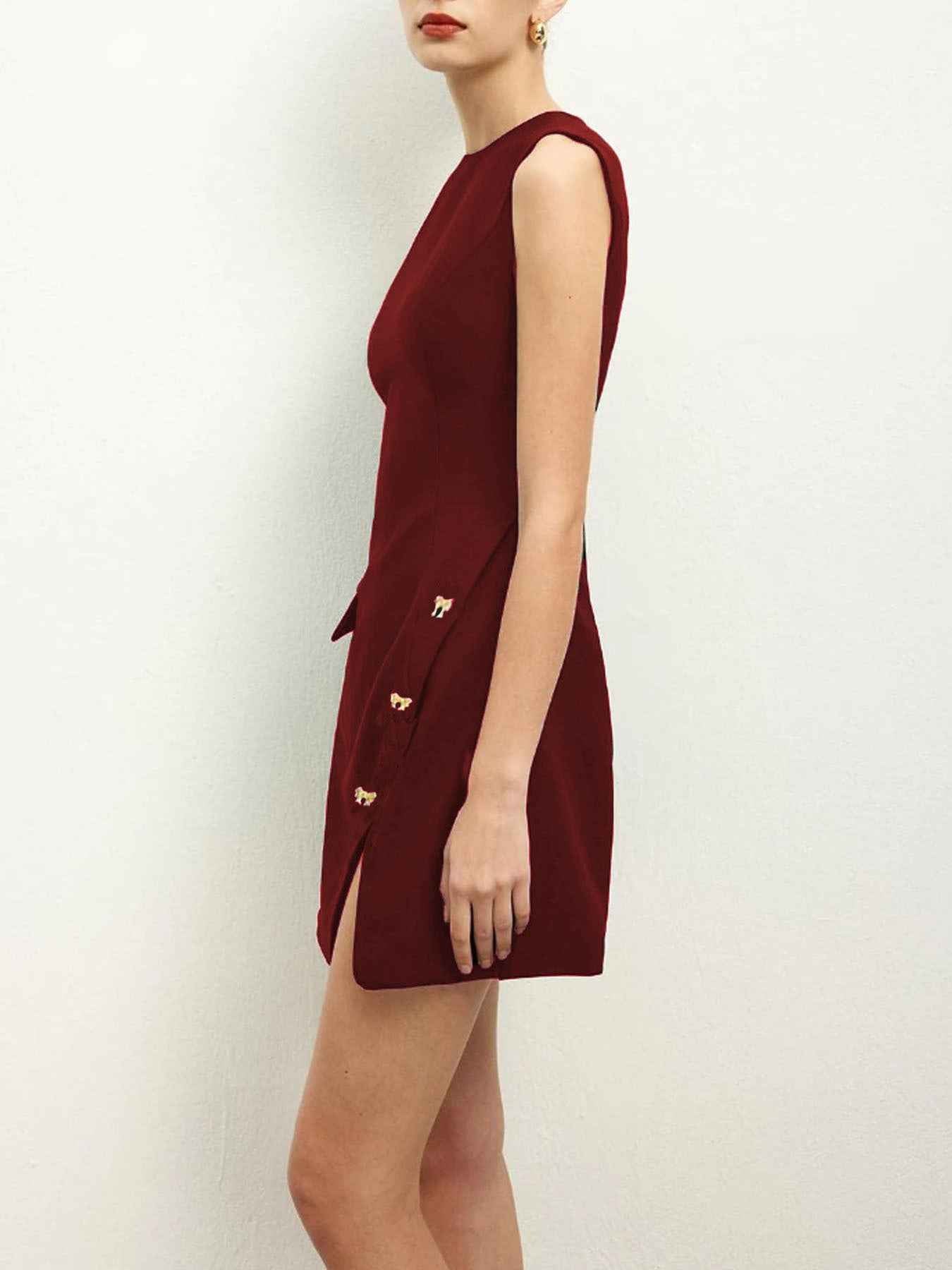 Sleeveless High-Waist Slim-Fit Straight Maxi Dress with Button Detail