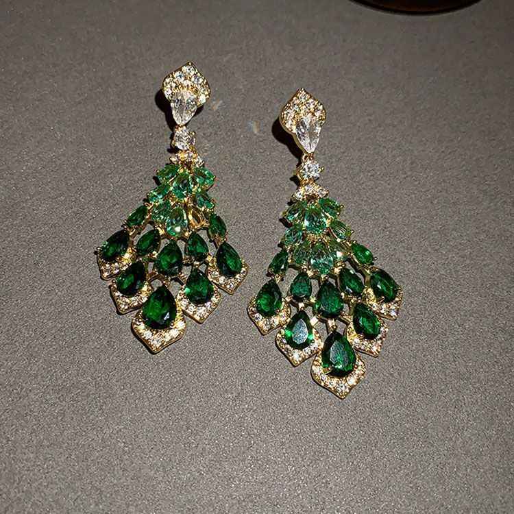 Emerald Rhinestone Leaf Tassel Drop Earrings For Women, Light Luxury High-End Dark Green Niche Designer Ear Jewelry