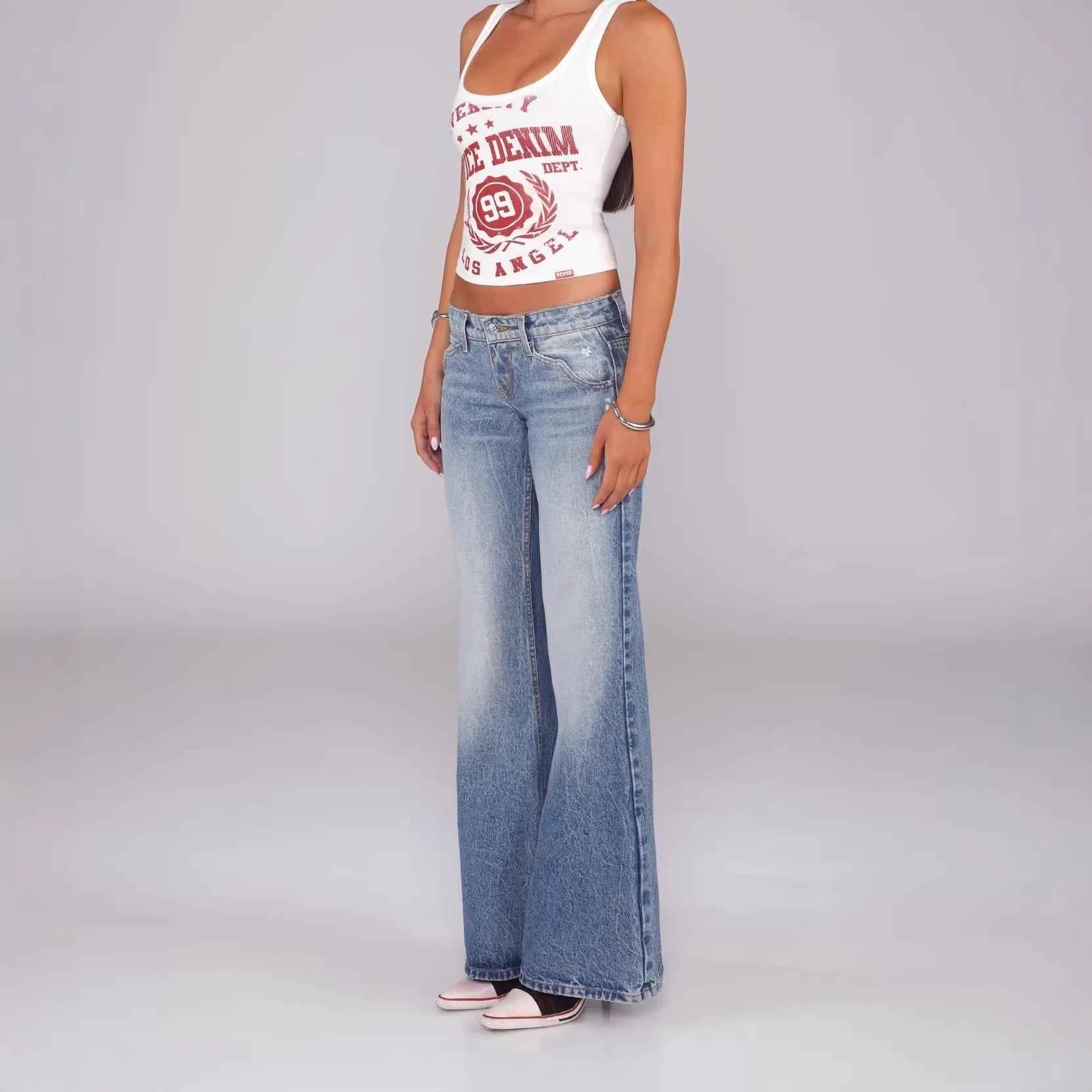 Low-Rise Straight-Leg Denim Jeans – Washed Blue Street Style