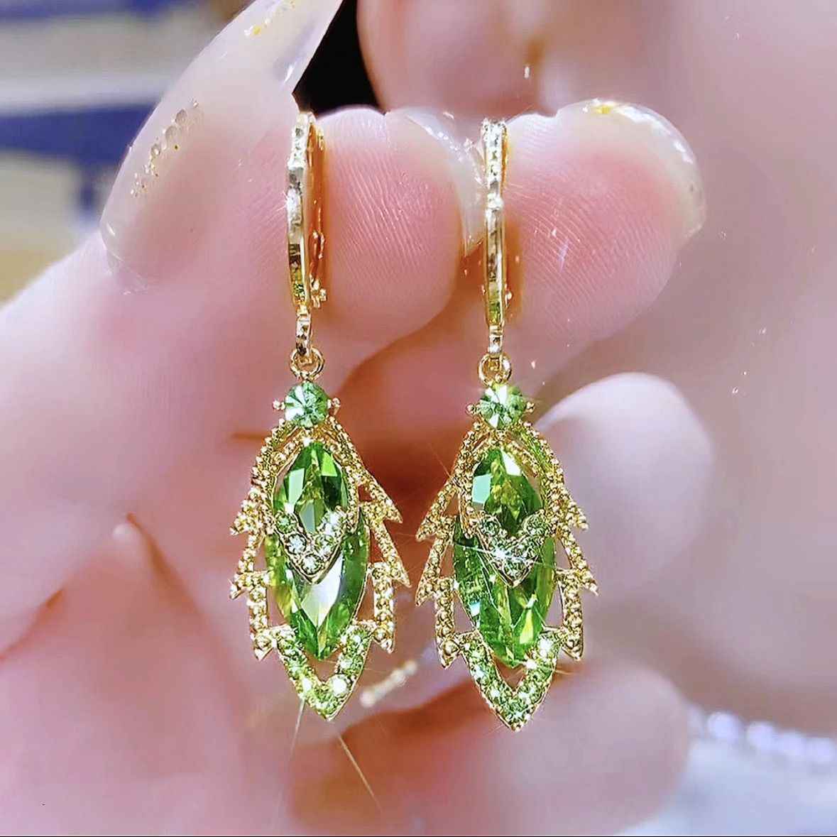 New Leaf Pendant Necklace, Versatile Elegant Clavicle Chain, Light Luxury Jewelry