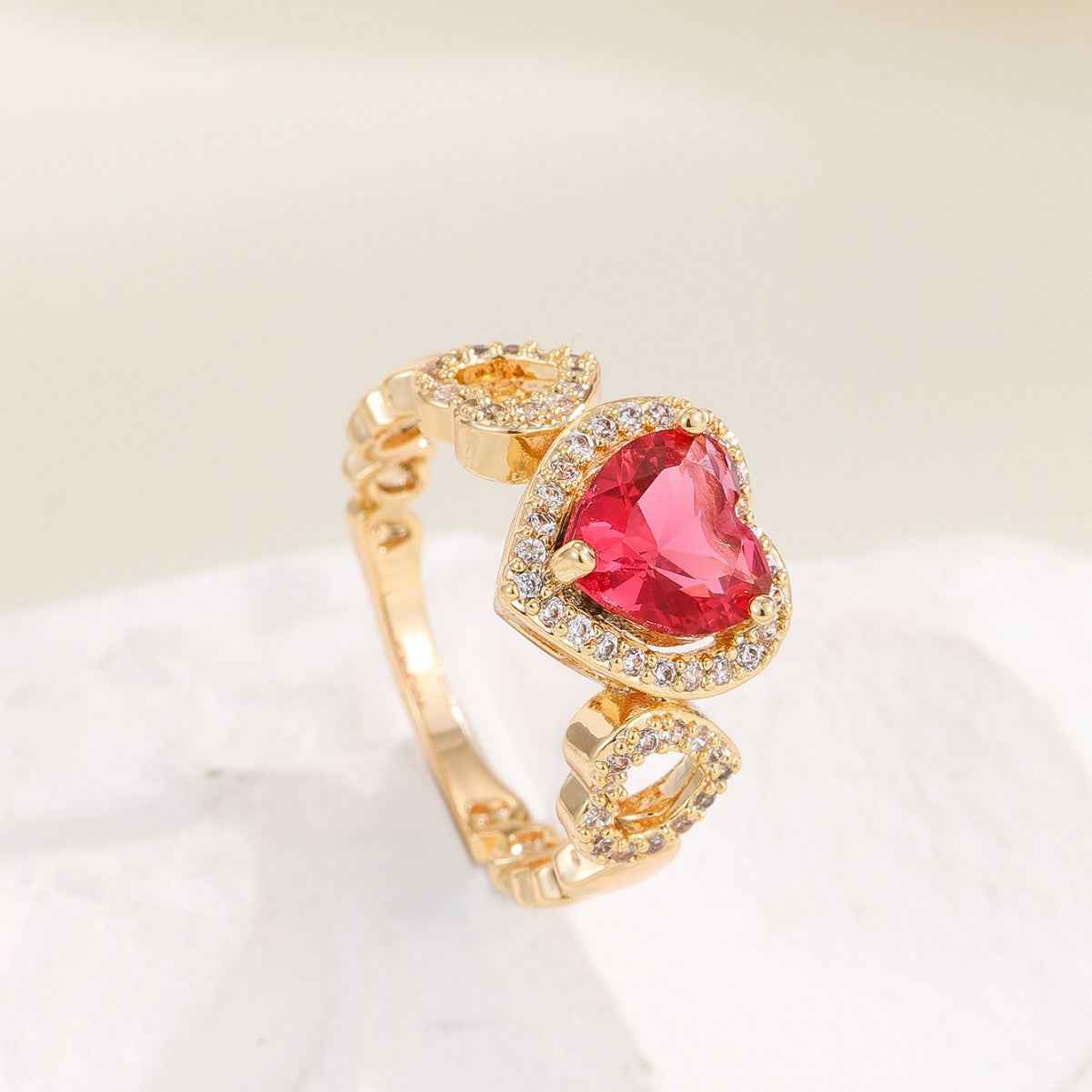 Gold-plated Copper Three-heart Ring Round Shape