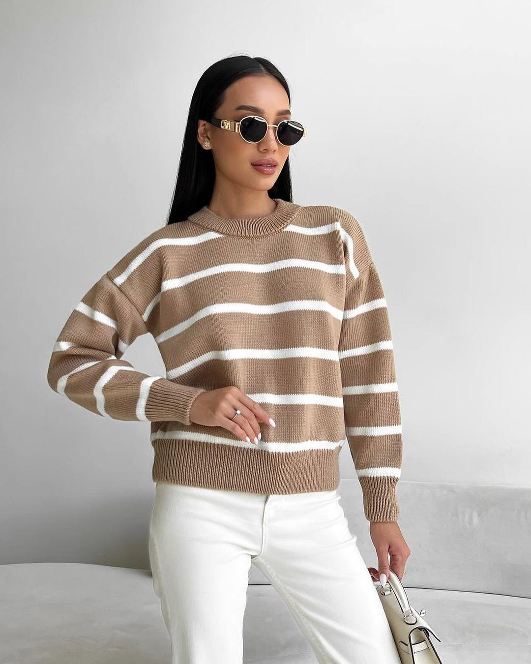 Loose-Fit Striped Long-Sleeve Pullover Top