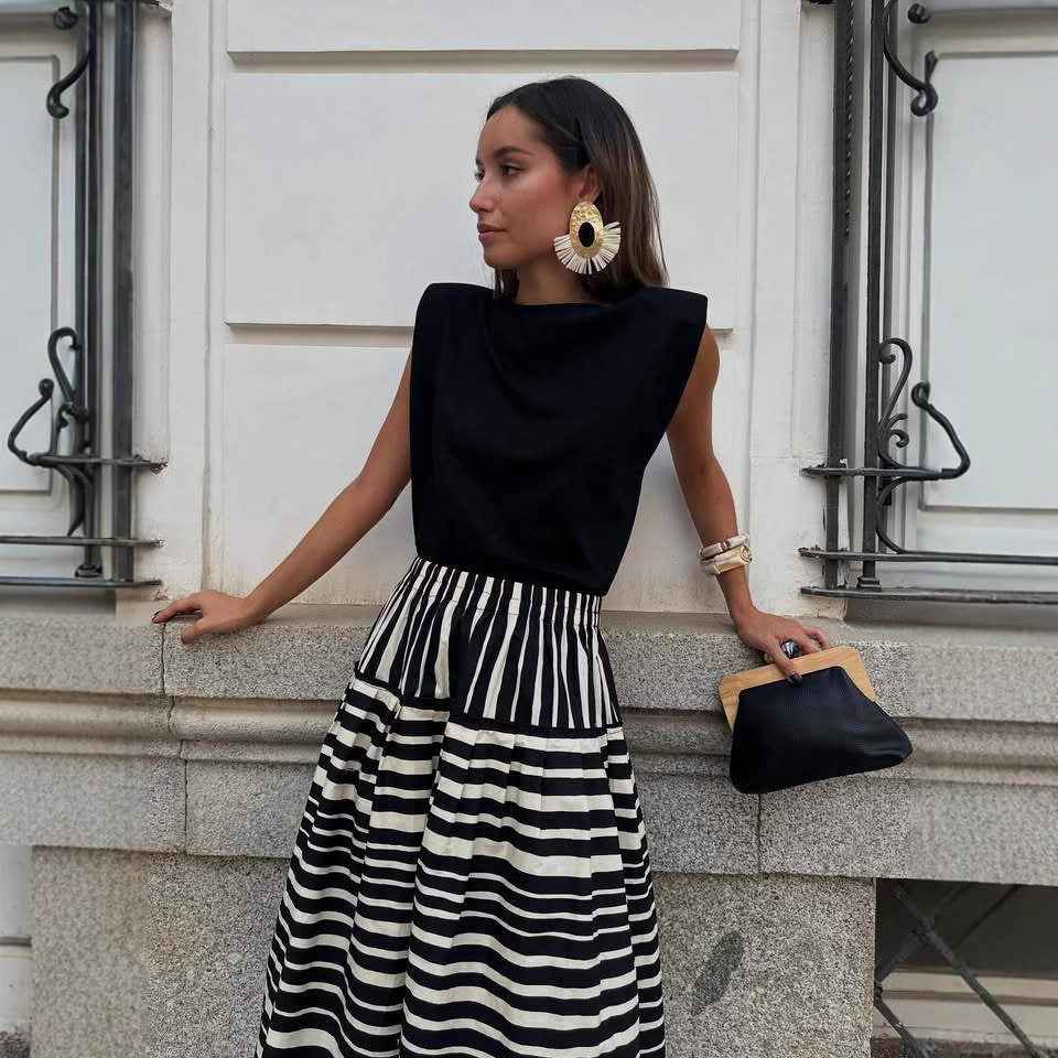 Women's Striped Pleated A-Line Midi Skirt