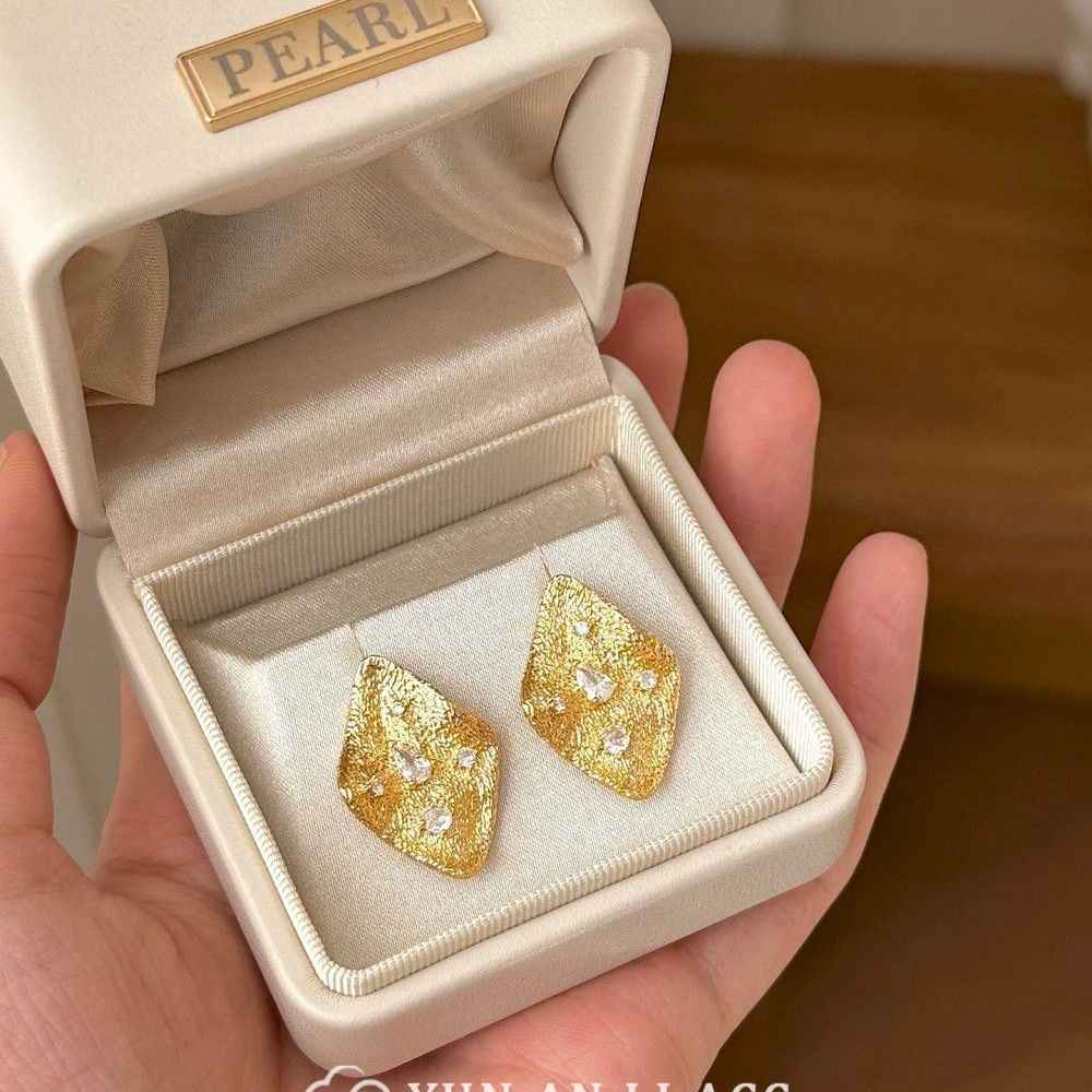 Trendy Geometric Diamond Square Stud Earrings, Satin Plated Metal Full Shiny Crystal Minimalist Office Daily Ear Jewelry