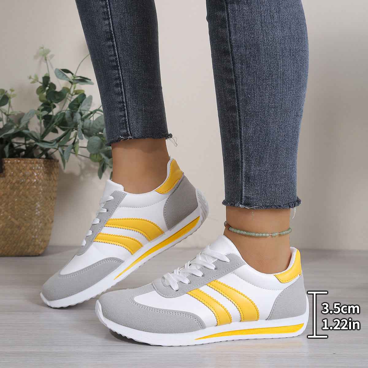 Women's Casual Flat Sneakers – Lace-Up Round Toe | 5 Colours