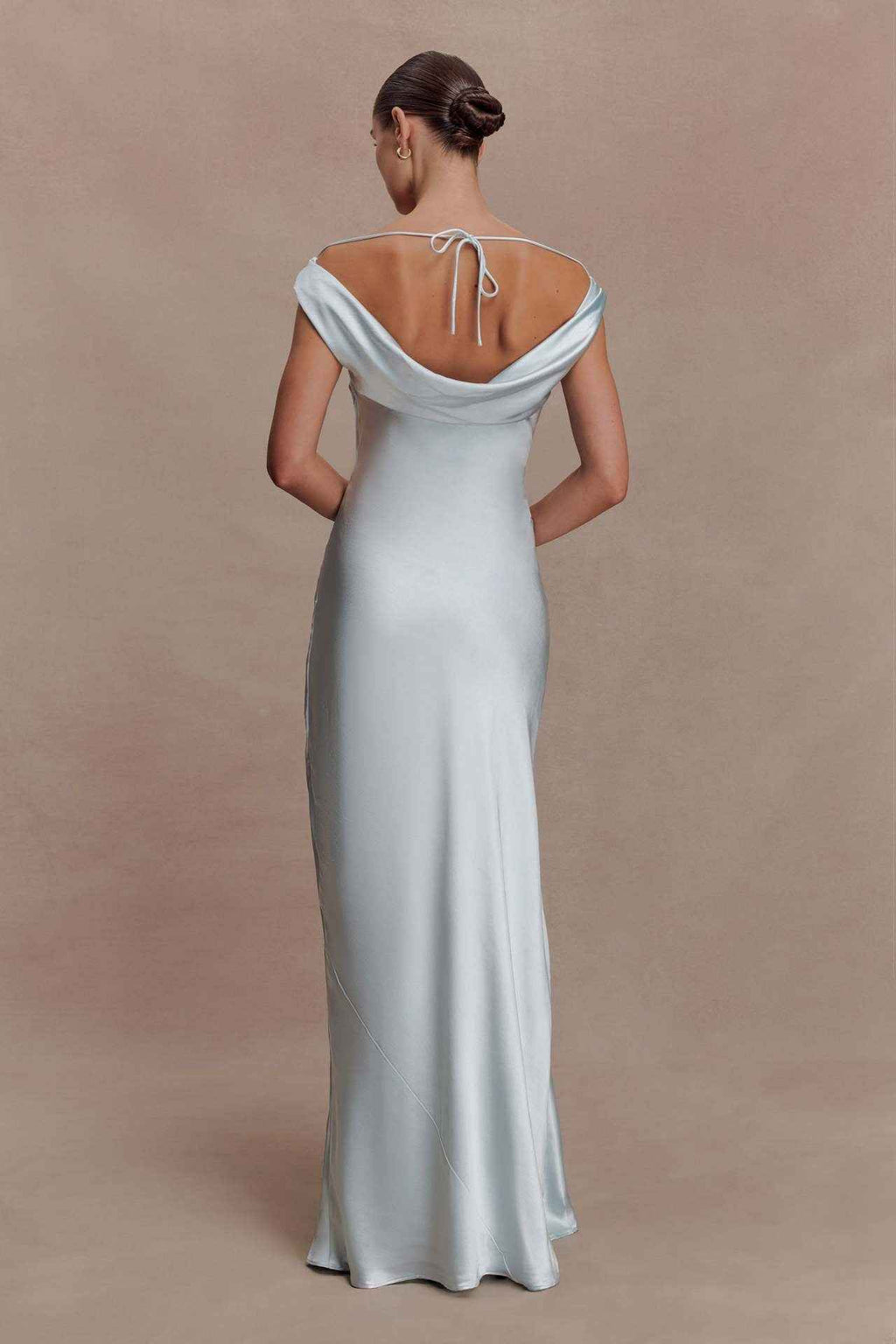Elegant Lace Evening Dress With A Boat Neckline