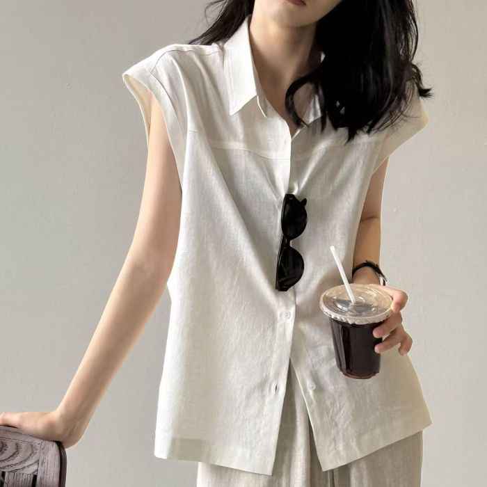 Retro Style Artistic Cardigan With A Polo Collar And Casual Bishop Sleeve