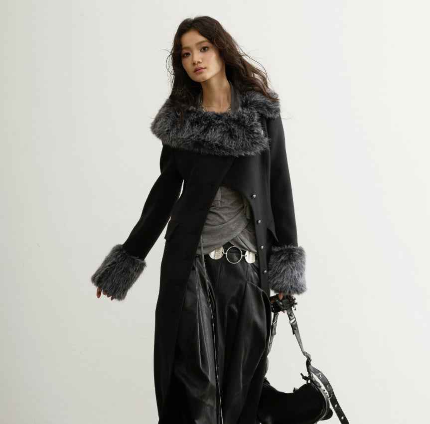 Fur-Collar Wool Blend Coat – Fitted Waist, Long Silhouette