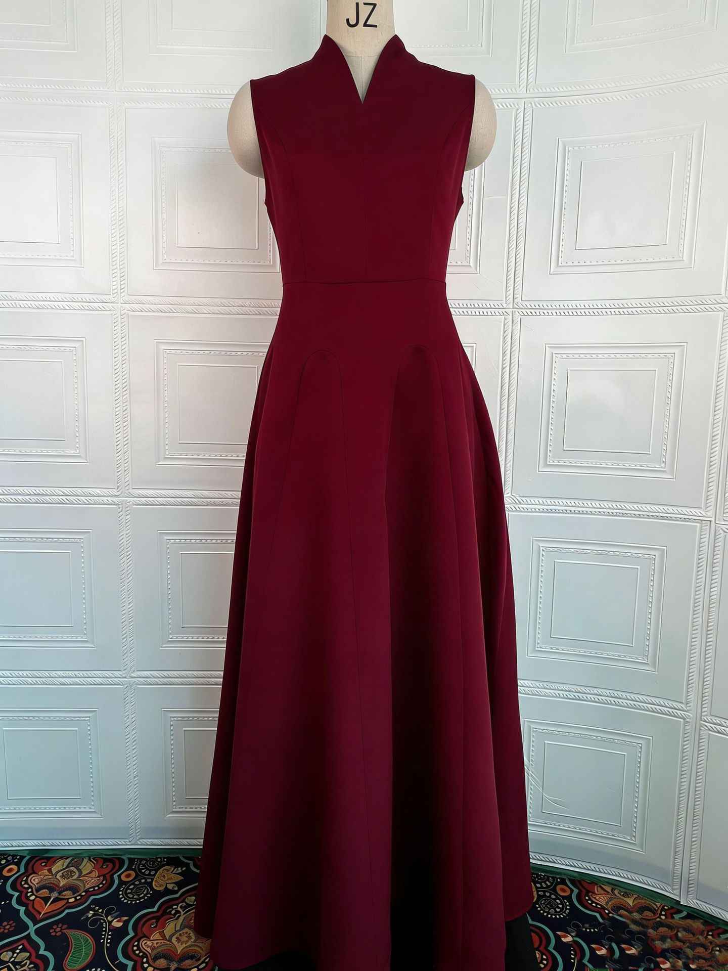 French-Style Flared Maxi Dress – Short Sleeve Elegance