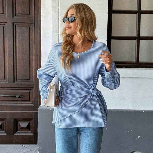 Cinched-waist Lace-up Short-length Long-sleeve
