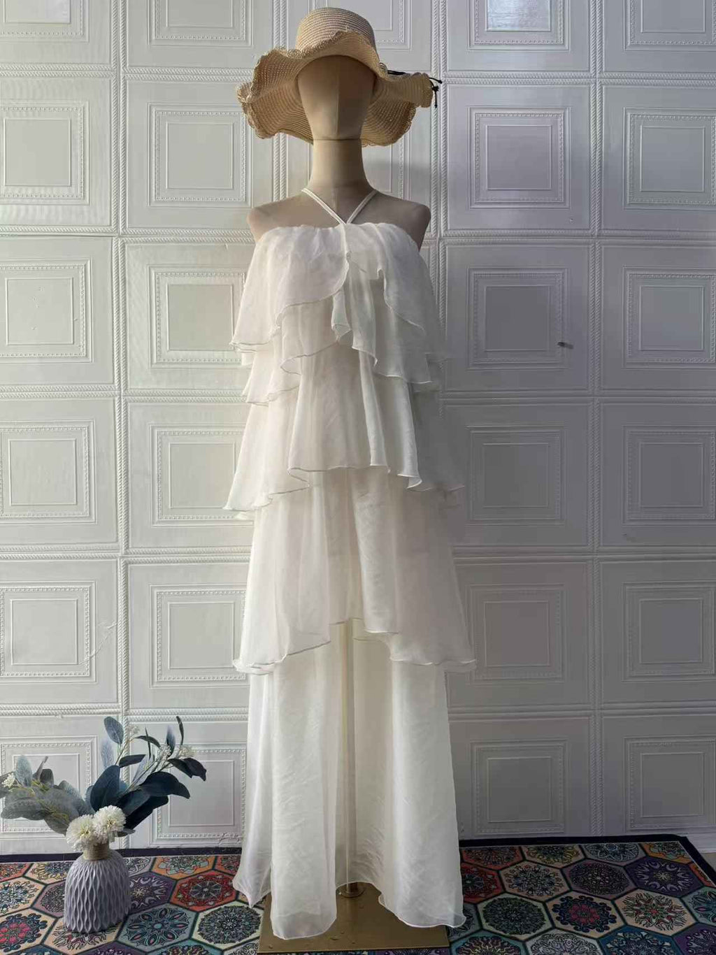 Halterneck Ruffled-Hem Maxi Dress — Sleeveless, Slim Fit Evening Gown