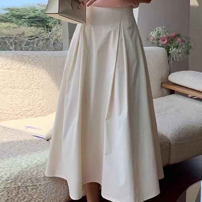 High-Waisted Pleated Zip Skirt