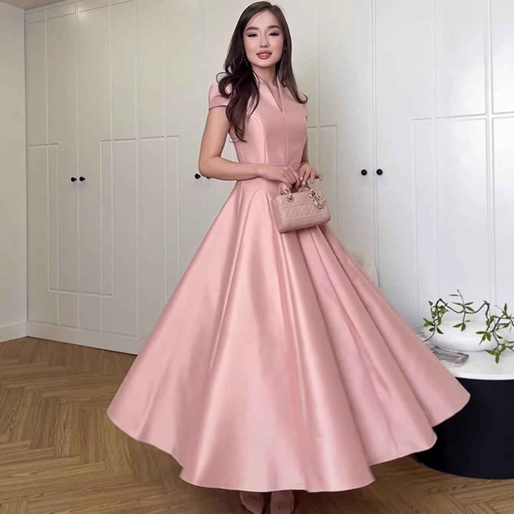 French-Style Flared Maxi Dress – Short Sleeve Elegance