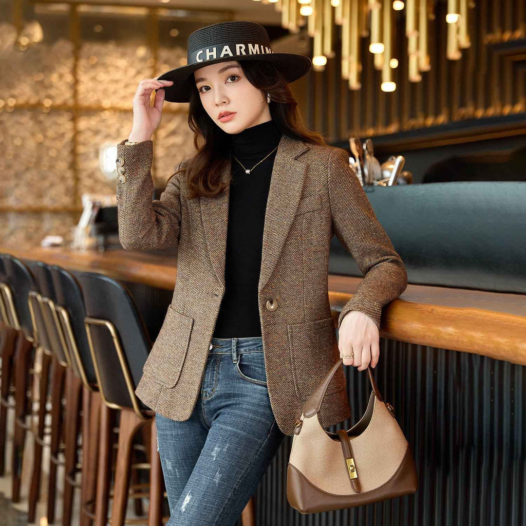 Slim-Fit Suit Jacket — Women's Structured Blazer