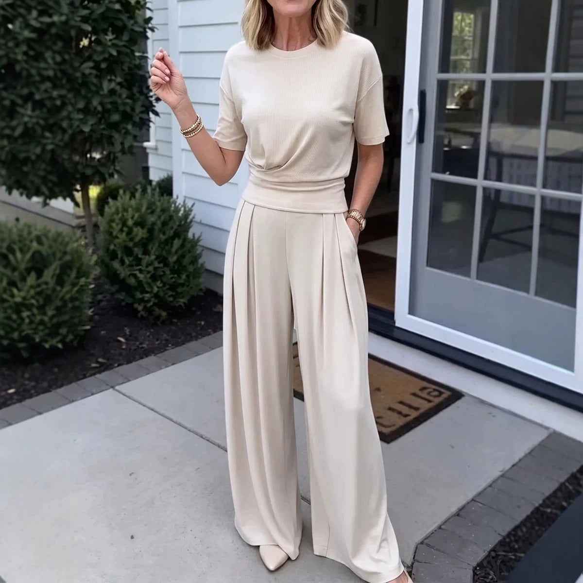 Loose Crew-Neck T-Shirt And Wide-Leg Pants Two-Piece Set