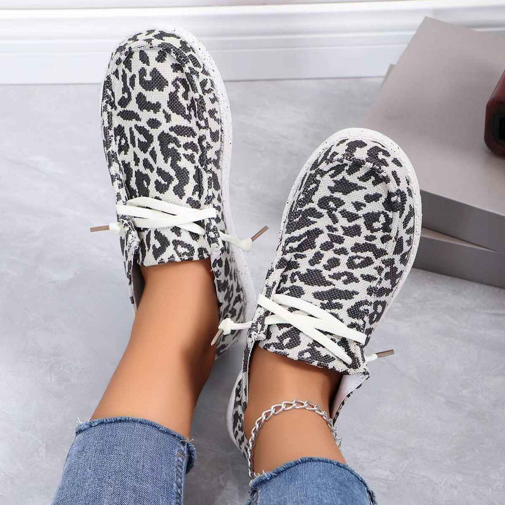 Leopard Print Flyknit Lace-Up Flat Shoes