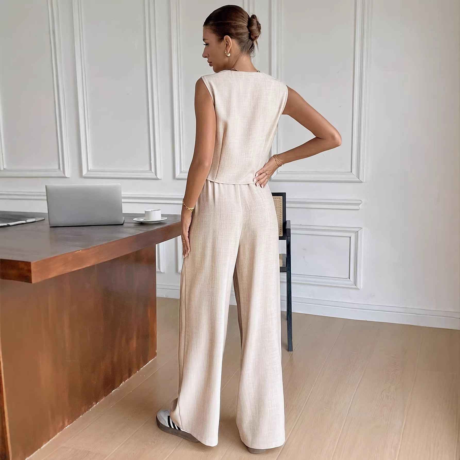 Buttoned Sleeveless Vest & Wide-Leg Trousers Set — Elegant Workwear