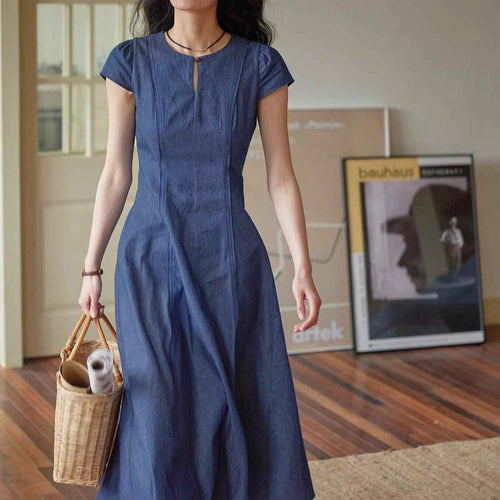 French-style One-button Round-neck Waist-cinched Dress